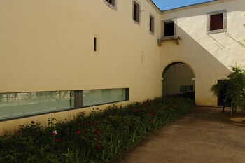 Hotel-Img