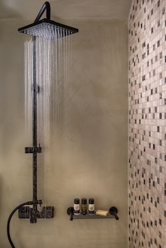 marvarit suites