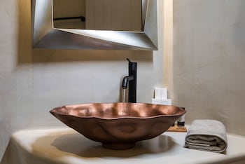 marvarit suites