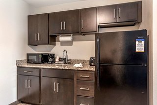 mainstay suites newberry crane