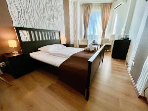 Hotel Modena,Ruzinov>>Bratislava,3 star
