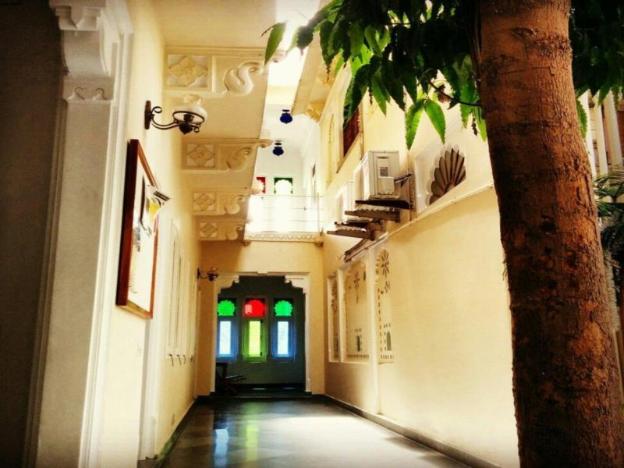 hotel aashiya haveli