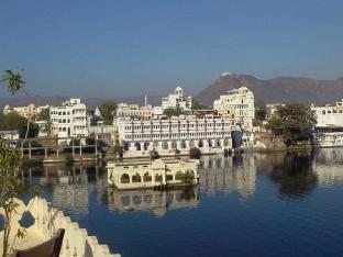 hotel aashiya haveli