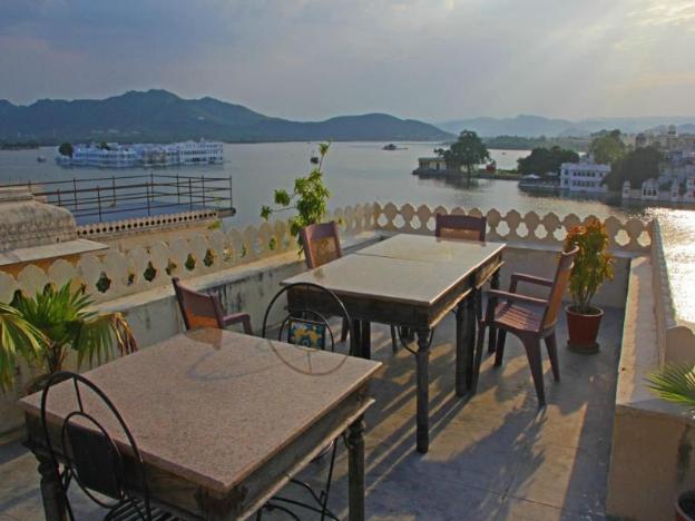 hotel aashiya haveli