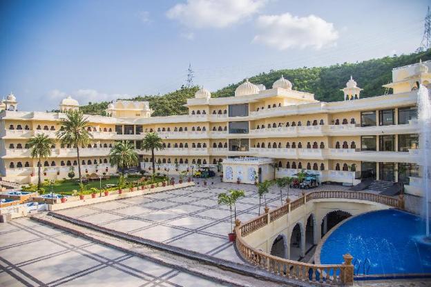 labh garh palace resort and spa