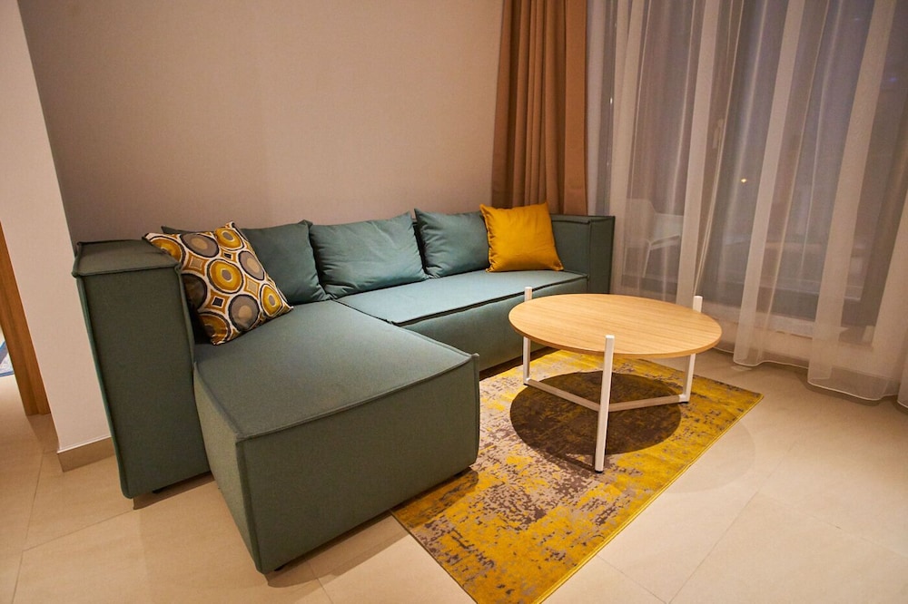 riva mamaia aparthotel