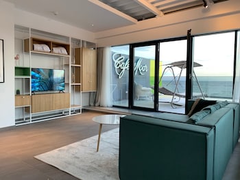 riva mamaia aparthotel
