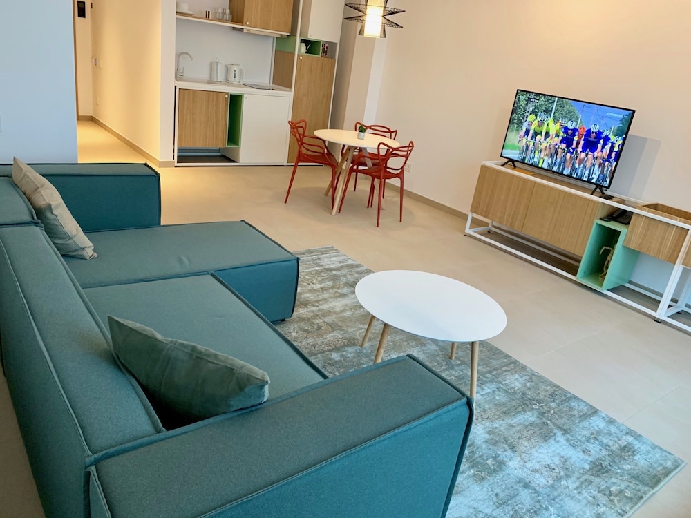 riva mamaia aparthotel