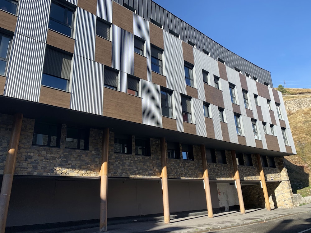 apartamentos la solana 3000