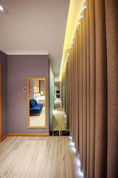 varia hotel