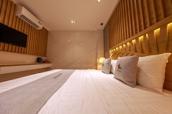 varia hotel