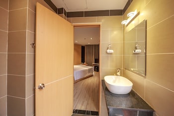 varia hotel
