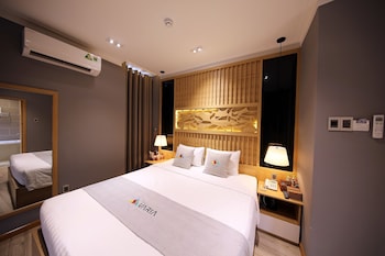 varia hotel