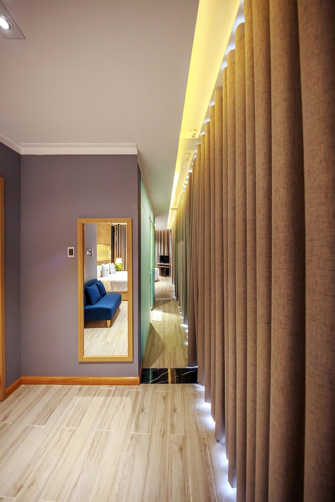 varia hotel