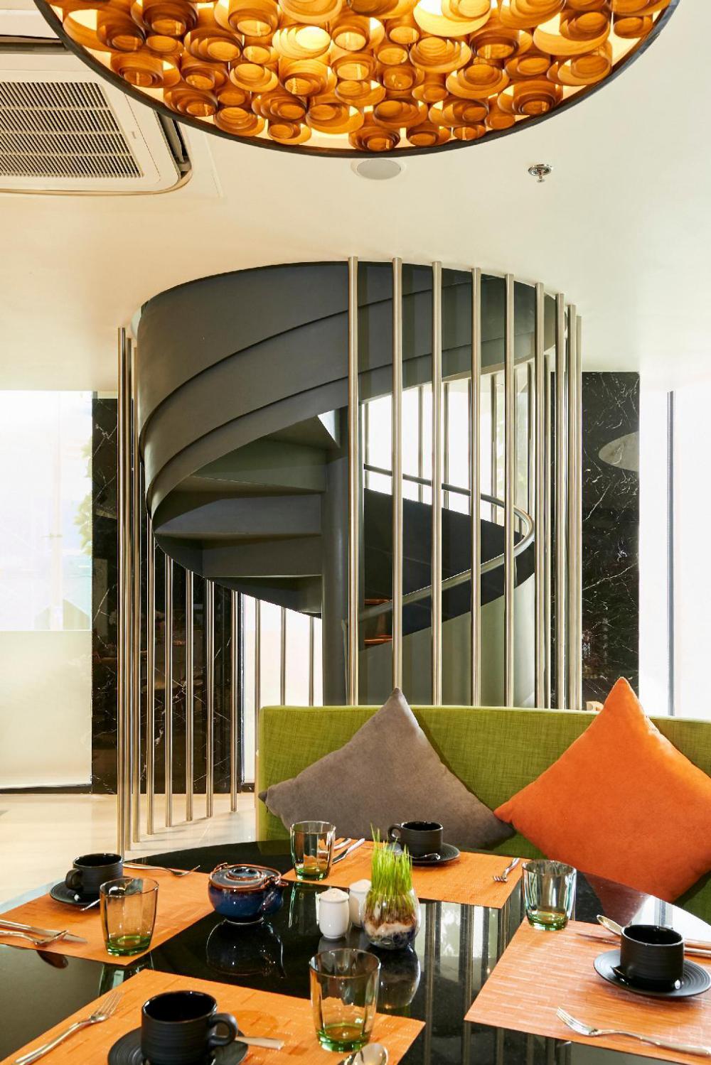 zazz urban ho chi minh hotel