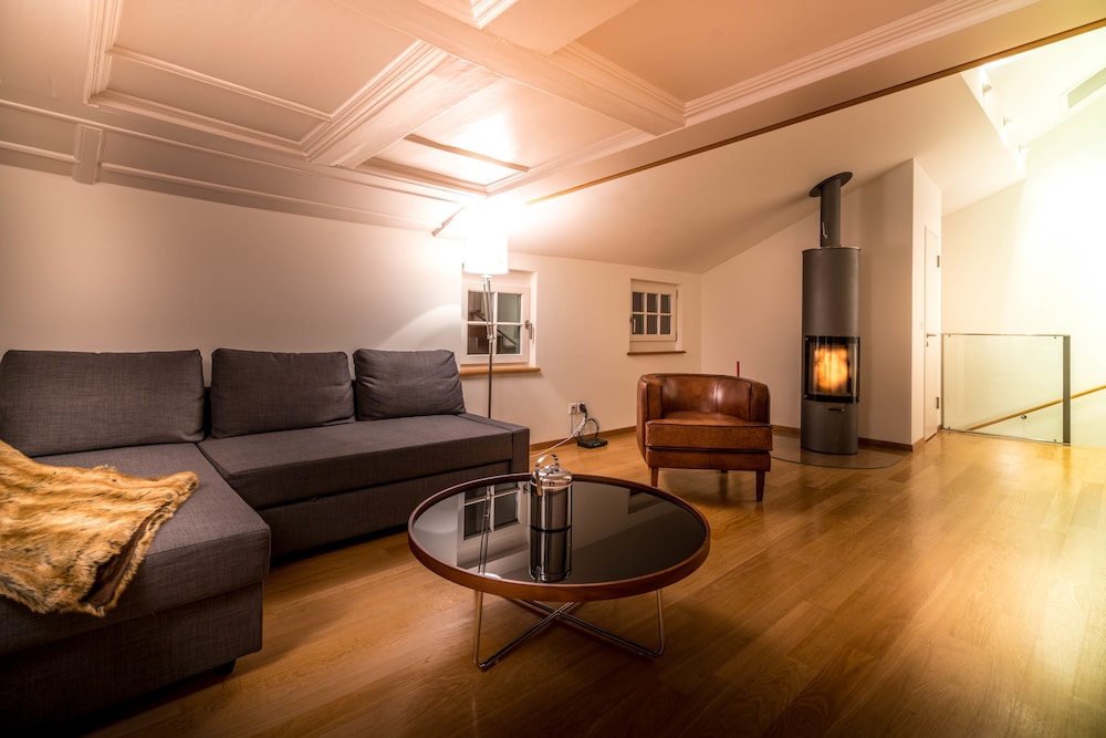 lake side location bellevue