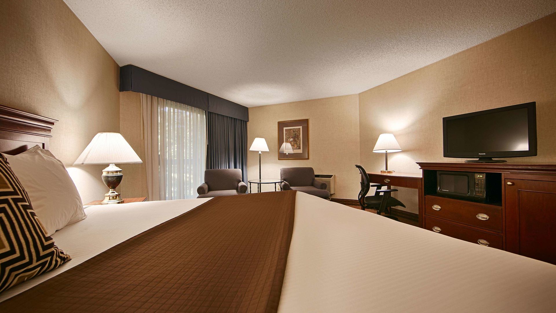 hayward inn