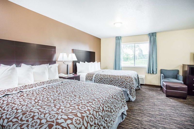 days inn by wyndham evansdale waterloo