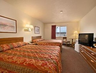 Days Inn By Wyndham Evansdale Waterloo,Evansdale>>Elk Run Heights,2 star