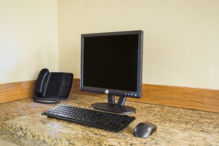 days inn by wyndham evansdale waterloo