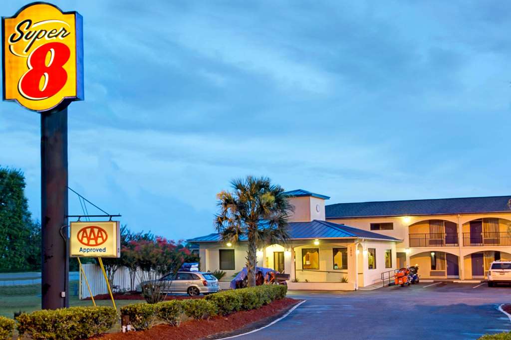 super 8 by wyndham walterboro