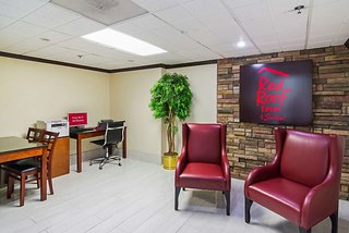 Red Roof Inn & Suites Fayetteville - Fort Bragg,Hope Mills>>Fayetteville,2 star