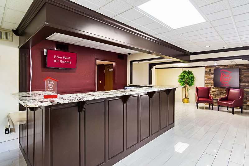 red roof inn and suites fayetteville fort bragg