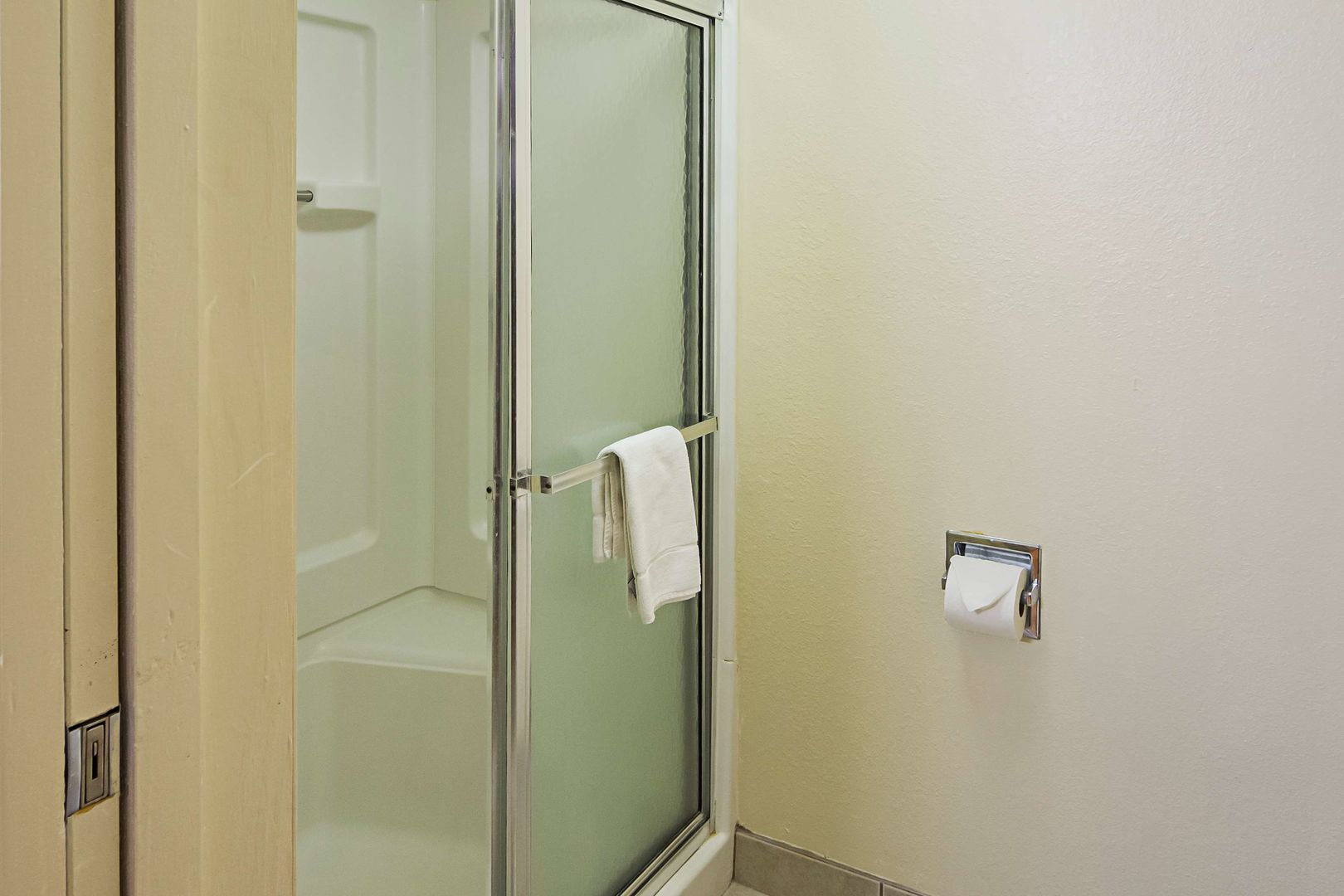 red roof inn and suites fayetteville fort bragg