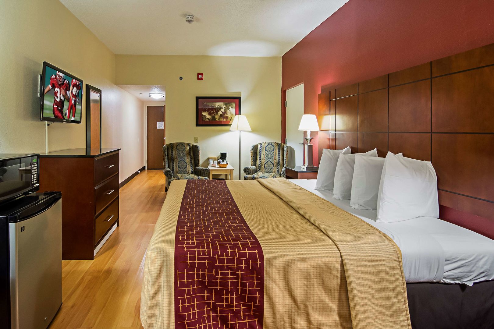 red roof inn and suites fayetteville fort bragg