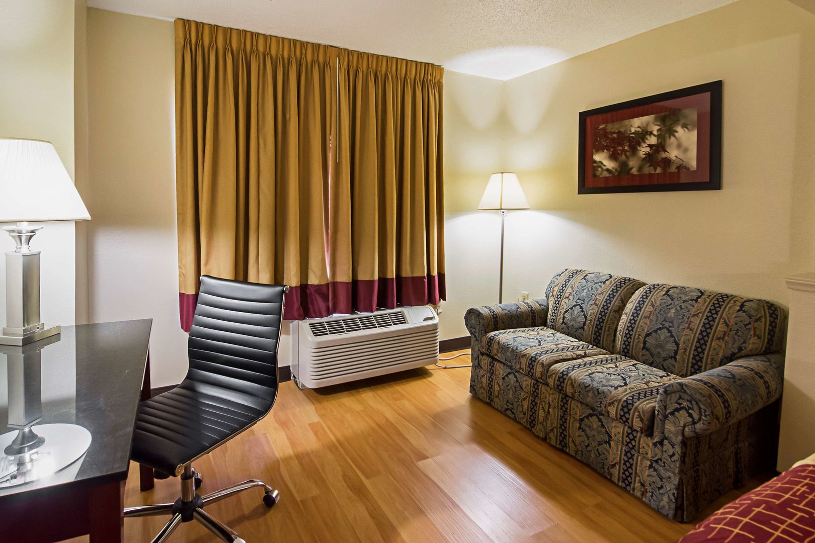 red roof inn and suites fayetteville fort bragg