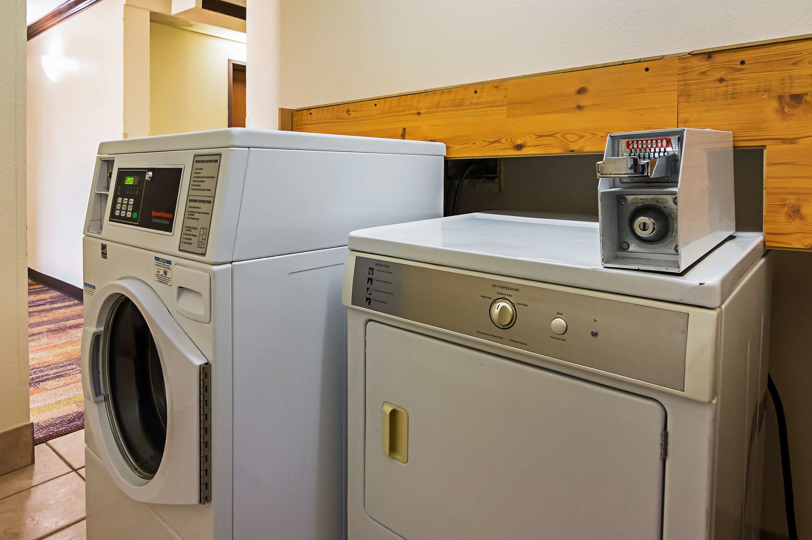 red roof inn and suites fayetteville fort bragg