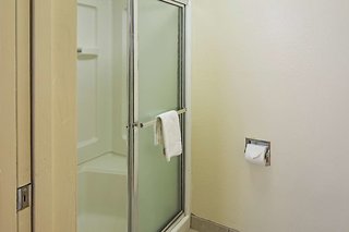 red roof inn and suites fayetteville fort bragg