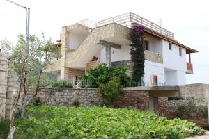 Pellumb Apartments,Road Ali Pasha,0 star