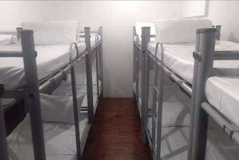 Mang Ben Dormitory - Hostel,Quezon City>>Manila,1 star