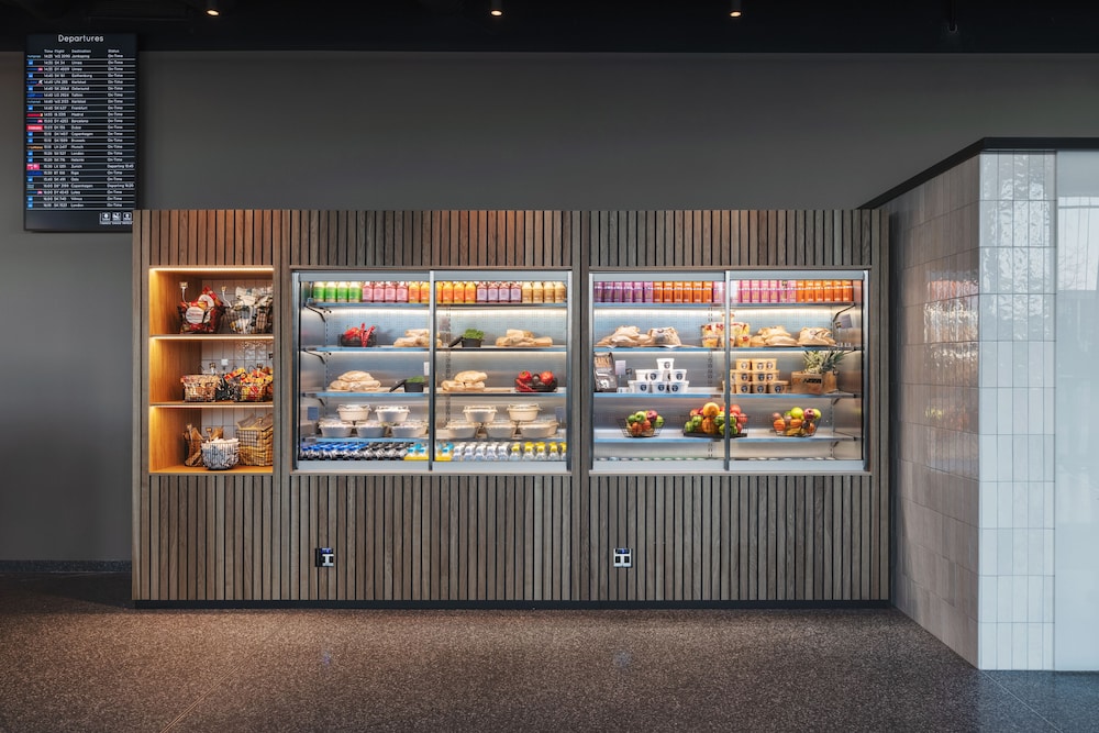 comfort hotel arlanda airport terminal