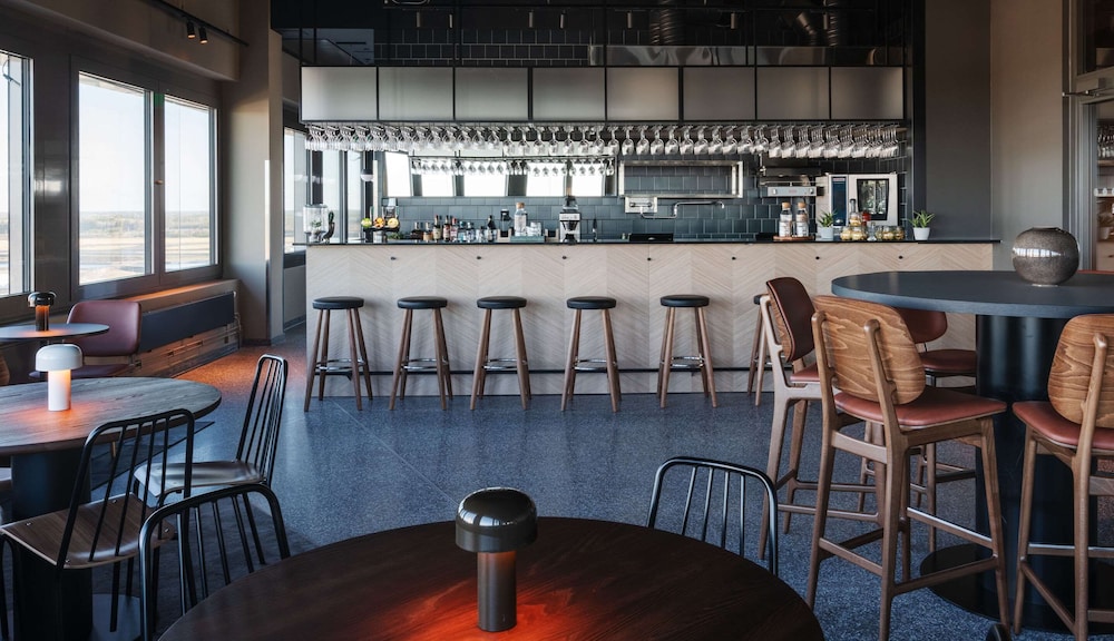 comfort hotel arlanda airport terminal