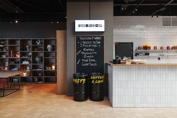 comfort hotel arlanda airport terminal