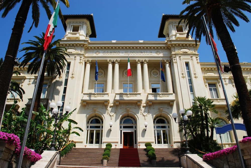 sakura inn sanremo