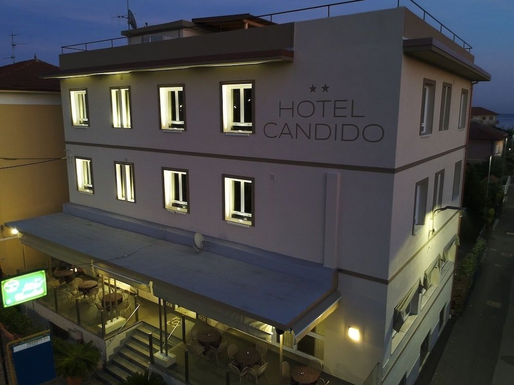 hotel candido