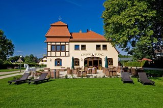 Schlosshotel Wendorf,Basthorst>>Bad Kleinen,5 star