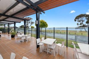Bayside Hotel,Near Percy Steel Reserve,3 star