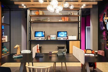 moxy dublin city