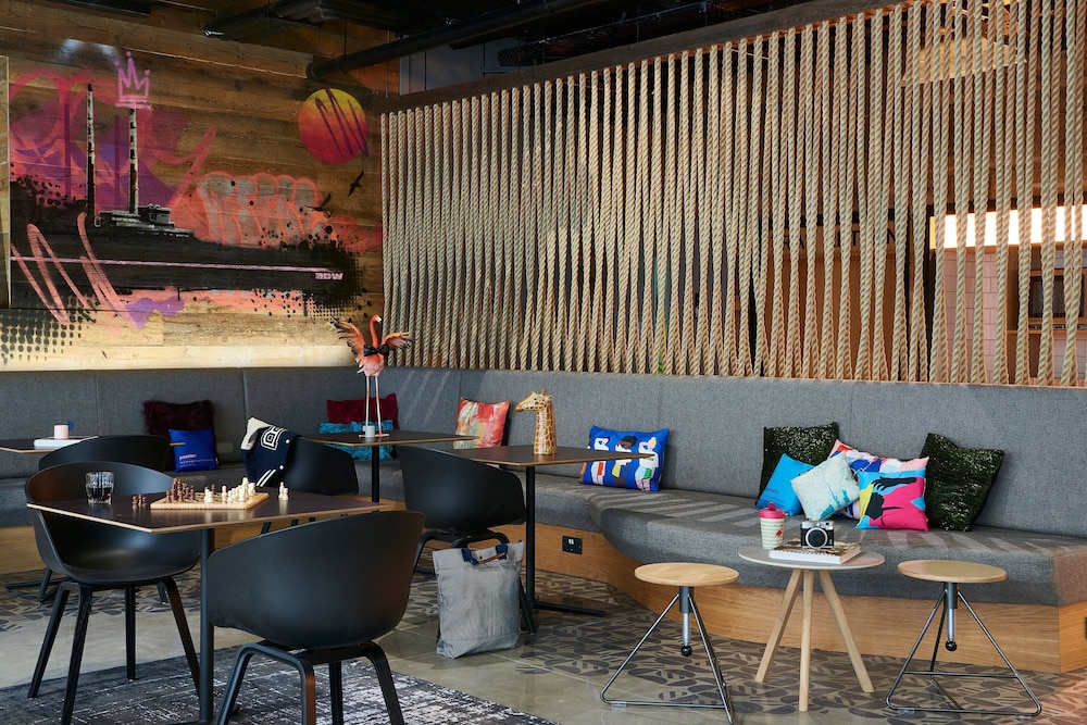 moxy dublin city
