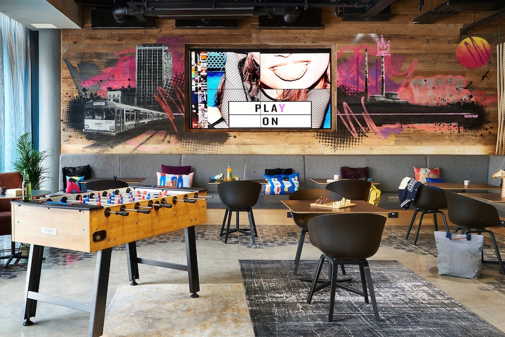 moxy dublin city