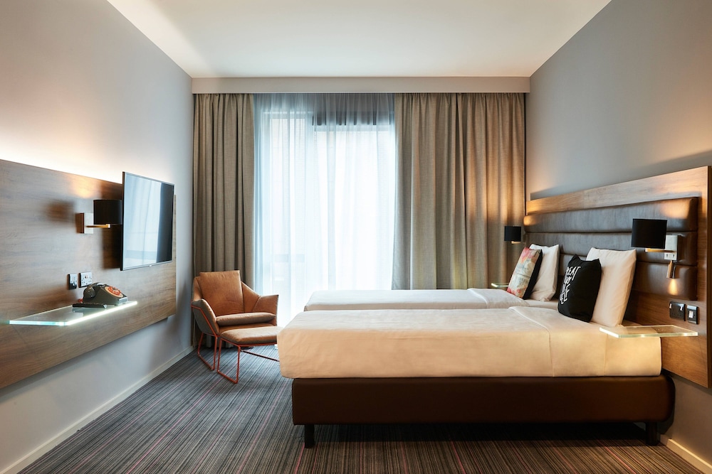 moxy dublin city