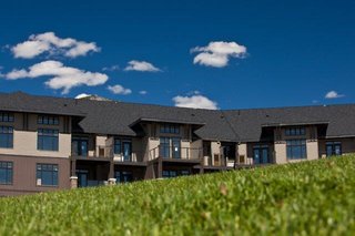 Copper Point Resort,Invermere>>Fairmont Hot Springs,4 star