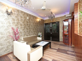 The Shoba Estate Gold,Kh 1028/1 Road  6 Mahipalpur New Delhi Delhi 110037,3 star