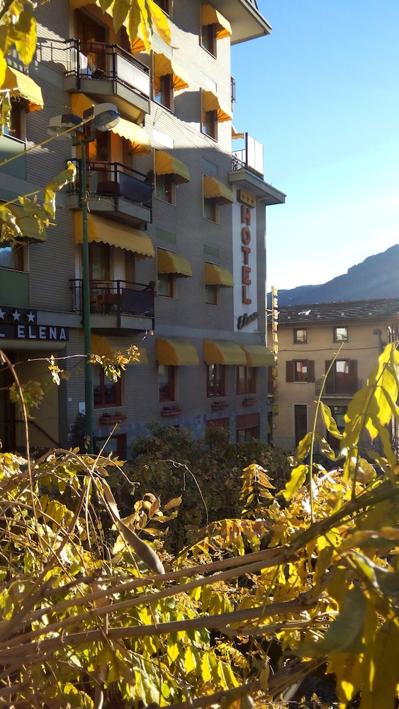 hotel elena