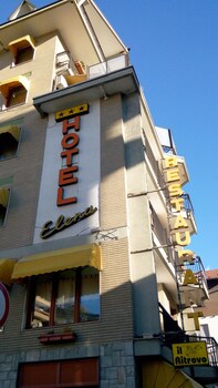 hotel elena