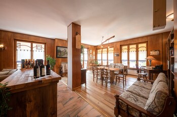 hotel elena